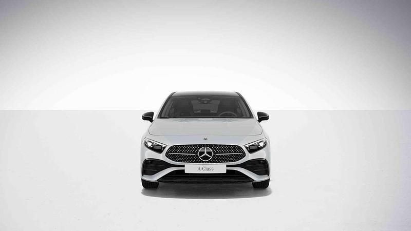 Occasion Mercedes A250 AMG line Plus 218 PK (160 kW) 2024 Wit Hatchback
