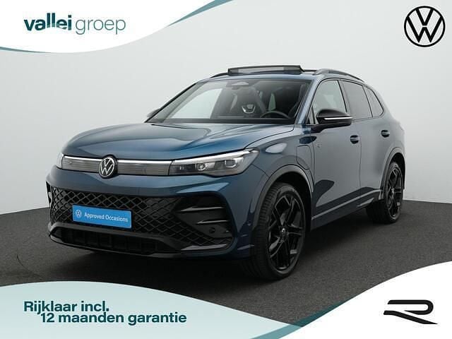 Blauw Gebruikt 2024 VW Tiguan R-line Edition SUV | € 52.900 (Eerlijke prijs) - Afbeelding 1/4