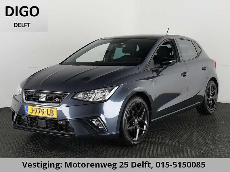 Grijs Gebruikt 2020 Seat Ibiza FR Hatchback | € 12.850 (Eerlijke prijs) - Afbeelding 1/3
