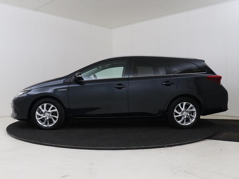 Occasion Toyota Auris Hybrid Trend 2017 Grijs Stationwagen