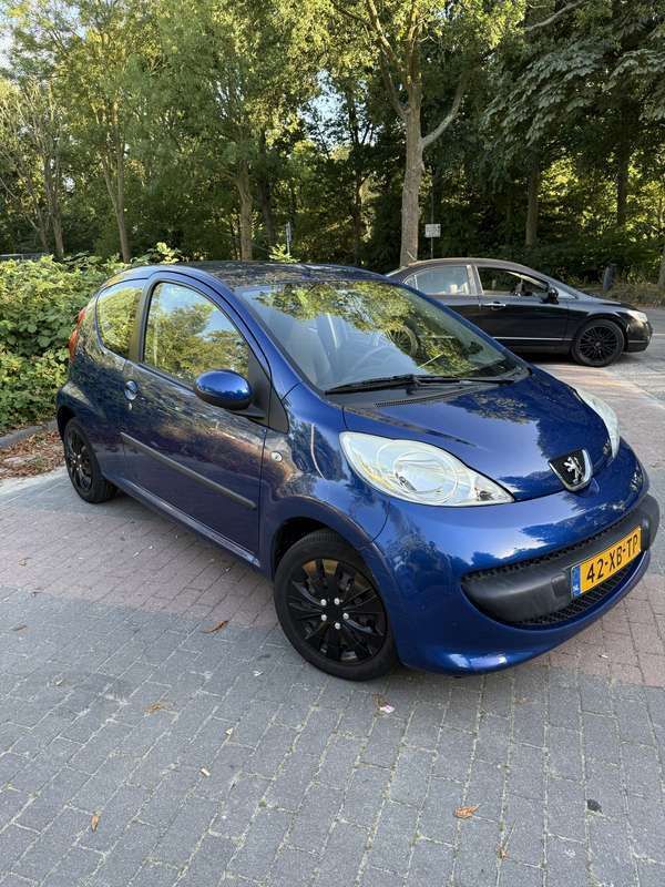 Blauw Gebruikt 2007 Peugeot 107 Hatchback | € 2.950 (Iets duurder) - Afbeelding 1/4