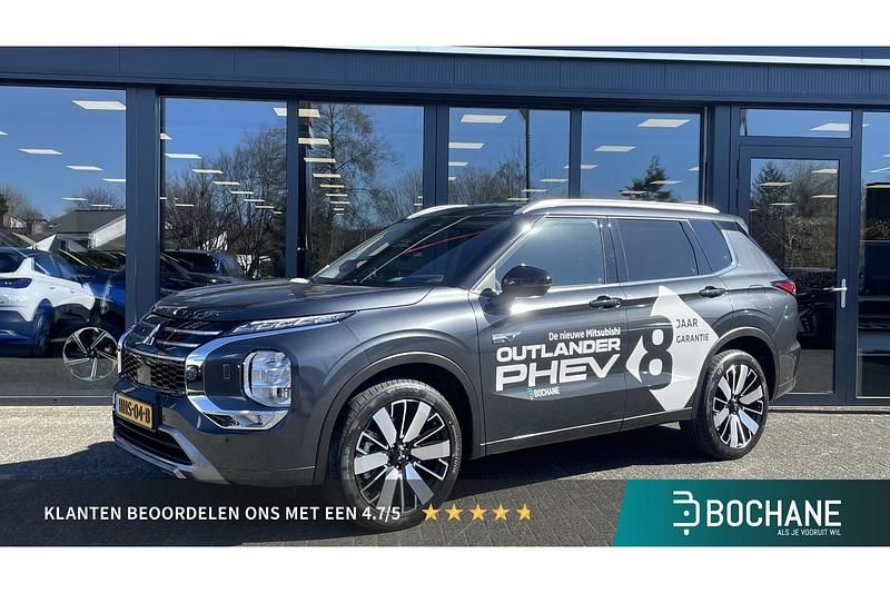 Grijs Gebruikt 2025 Mitsubishi Outlander P-HEV Instyle SUV | € 55.800 - Afbeelding 1/4