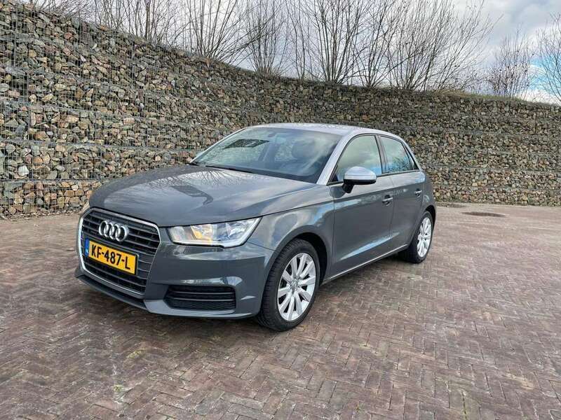 Grijs Gebruikt 2016 Audi A1 Sportback Design Hatchback | € 12.490 (Iets duurder) - Afbeelding 1/4