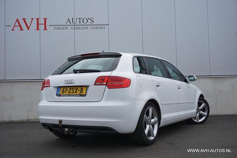 Occasion Audi A3 Sportback S-Line 105 PK (77 kW) 2013 Hatchback Hatchback