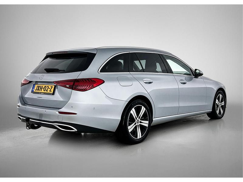Occasion Mercedes C300 Luxury 313 PK (230 kW) 2023 Zilver Stationwagen