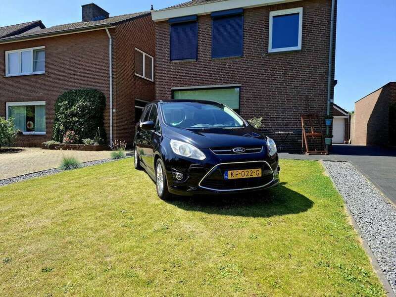 Zwart Gebruikt 2014 Ford Grand C-Max Titanium MPV | € 4.950 (Iets duurder) - Afbeelding 1/4