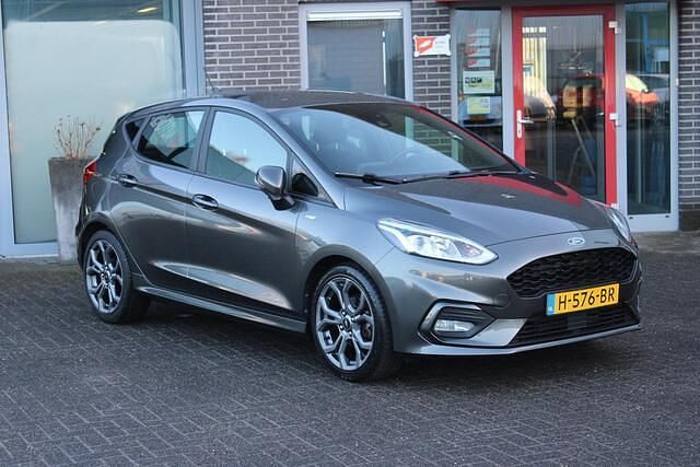 Grijs Occasion 2020 Ford Fiesta ST-Line Hatchback | € 13.999 (Eerlijke prijs) - Afbeelding 1/4