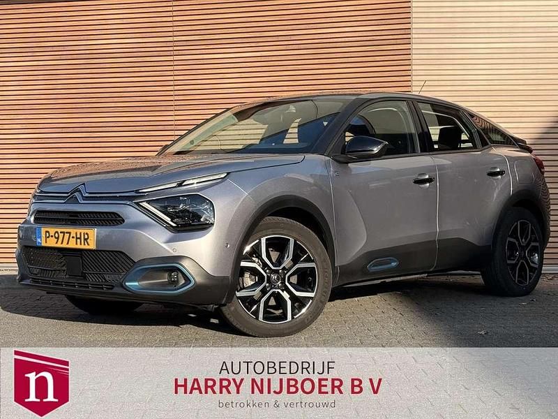Grijs Gebruikt 2022 Citroën e-C4 Feel SUV | € 15.850 (Goede deal) - Afbeelding 1/4