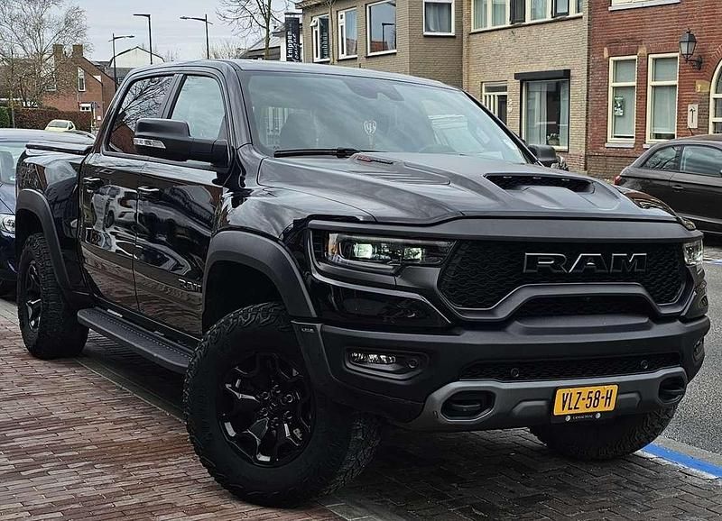 Zwart Gebruikt 2022 Dodge Ram Pickup | € 85.000 - Afbeelding 1/4