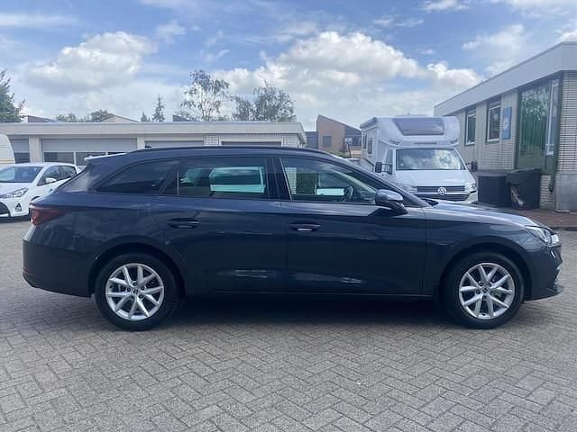 Occasion Seat Leon Style 110 PK (80 kW) 2024 Zwart, metallic lak Stationwagen