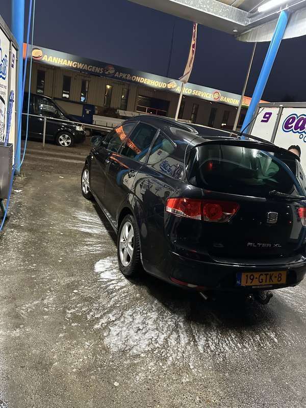 Gebruikt 2008 Seat Altea XL Stylance MPV | € 1.750 (Iets duurder) - Afbeelding 1/4