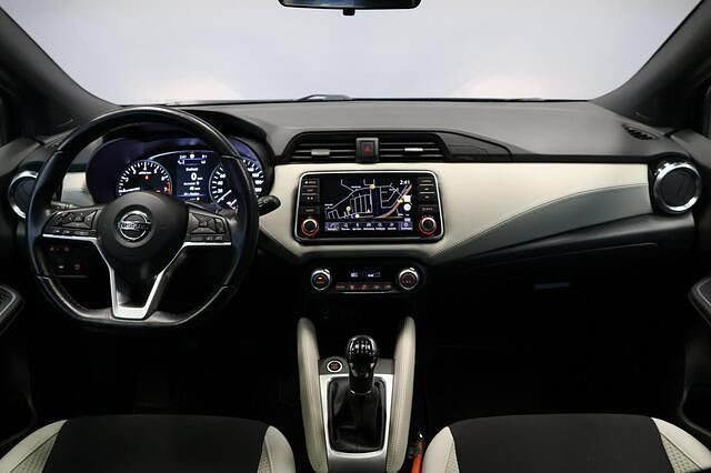 Occasion Nissan Micra 360º 93 PK (68 kW) 2021 Grijs Hatchback