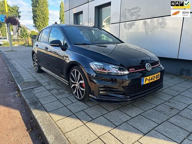Zwart Gebruikt 2018 VW Golf VII GTI Hatchback | € 24.950 (Goede deal) - Afbeelding 1/4