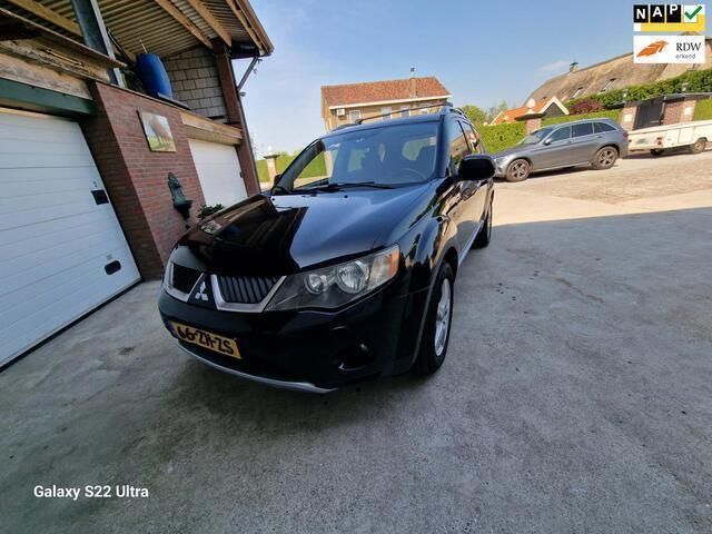 Zwart Gebruikt 2008 Mitsubishi Outlander SUV | € 5.800 - Afbeelding 1/4