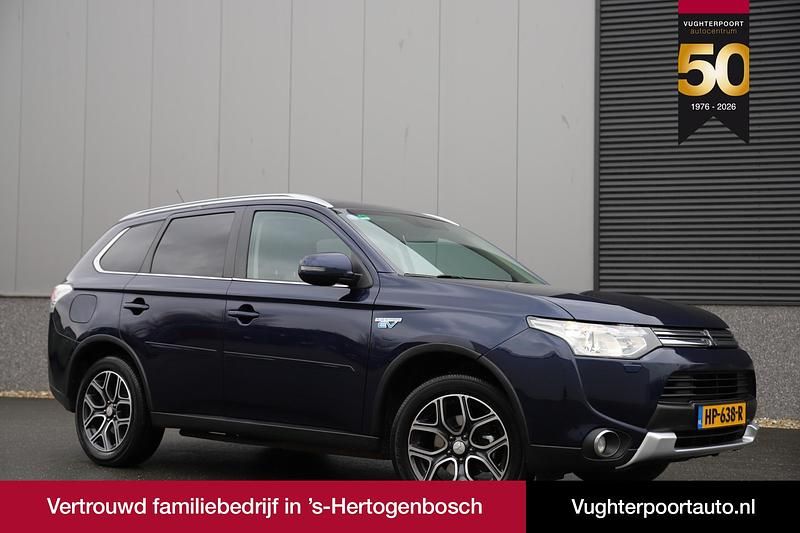 Occasion Mitsubishi Outlander P-HEV Instyle 2015 Blauw (metallic) SUV