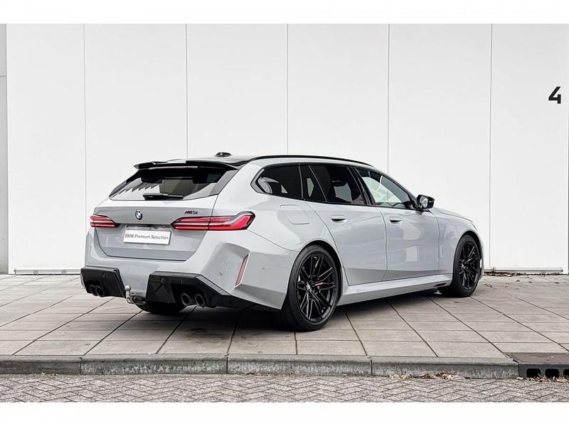 Occasion BMW M5 Comfort Edition 727 PK (534 kW) 2025 Brooklyn grau (c4p) Stationwagen