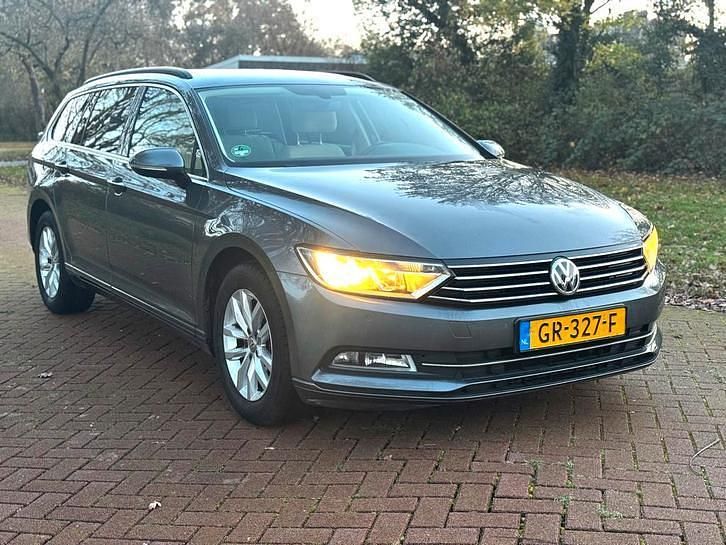 Gebruikt 2015 VW Passat Stationwagen | € 8.499 (Eerlijke prijs) - Afbeelding 1/4
