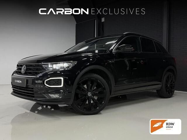 Zwart Occasion 2022 VW T-Roc R-line SUV | € 27.495 (Eerlijke prijs) - Afbeelding 1/4