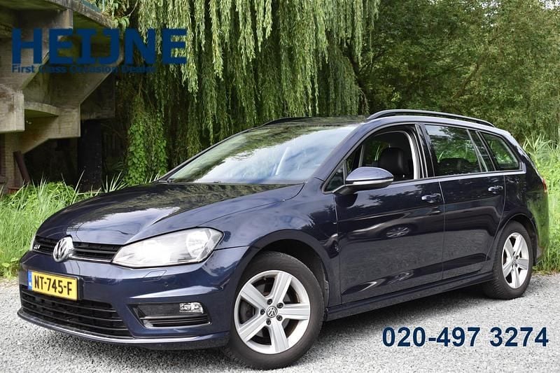 Blauw Gebruikt 2016 VW Golf VII Business Stationwagen | € 10.945 (Eerlijke prijs) - Afbeelding 1/4