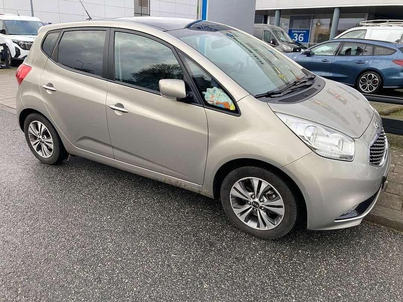 Occasion Kia Venga 88 PK (64 kW) 2018 Grijs Hatchback