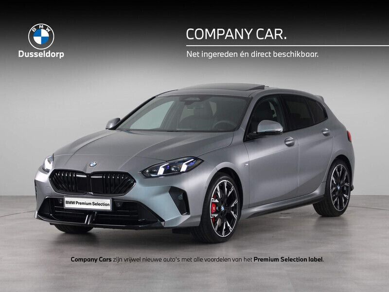 Grijs Gebruikt 2024 BMW 120 M Sport Hatchback | € 45.950 (Eerlijke prijs) - Afbeelding 1/4