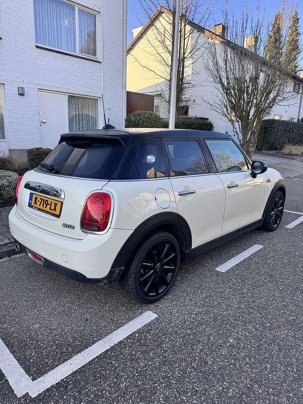 Occasion Mini Cooper Chili 136 PK (100 kW) 2018 Beige Hatchback
