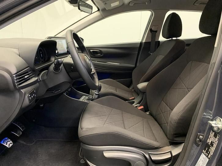 Occasion Hyundai Bayon Comfort 101 PK (74 kW) 2023 Grijs, metallic lak SUV