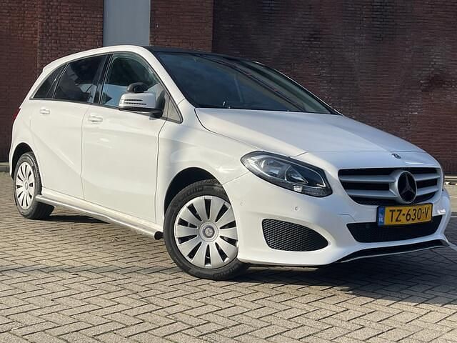 Wit Gebruikt 2018 Mercedes 220 MPV | € 7.250 - Afbeelding 1/4