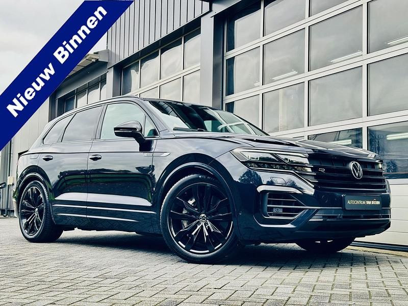 Blauw Gebruikt 2021 VW Touareg R SUV | € 52.995 (Eerlijke prijs) - Afbeelding 1/4