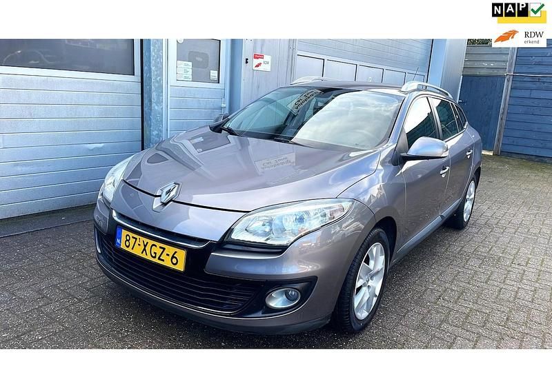 Grijs (metallic) Occasion 2012 Renault Mégane GrandTour Stationwagen | € 2.995 (Goede deal) - Afbeelding 1/4