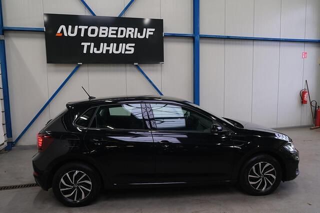 Occasion VW Polo Life 95 PK (69 kW) 2023 Zwart Hatchback