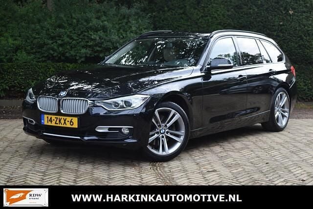 Zwart Gebruikt 2013 BMW 328 Executive Stationwagen | € 12.995 (Goede deal) - Afbeelding 1/4