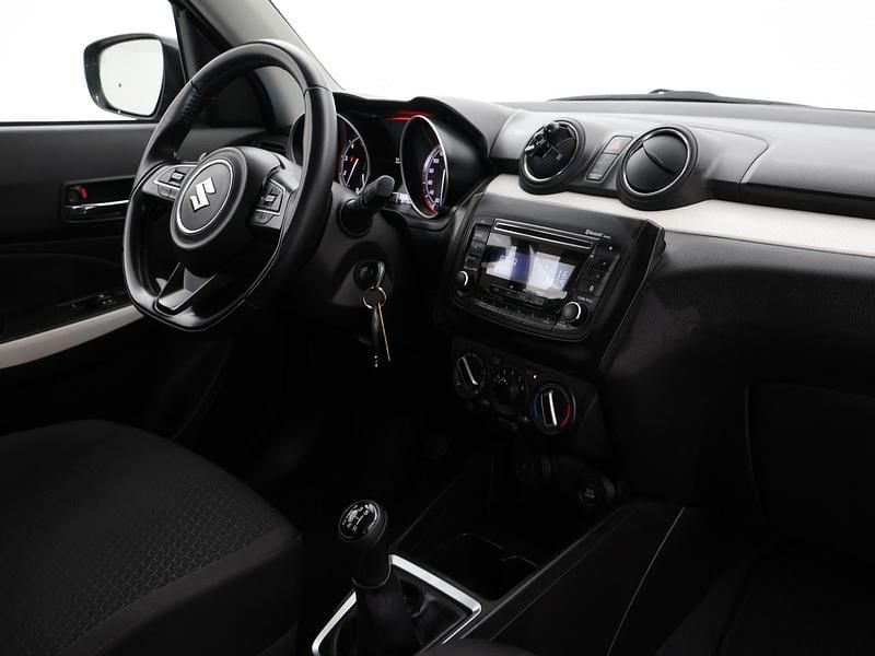 Occasion Suzuki Swift Comfort 83 PK (61 kW) 2021 Grijs Hatchback