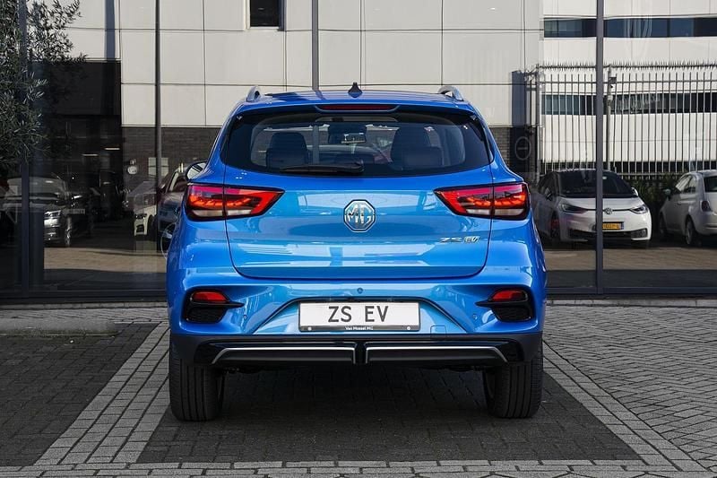 Occasion MG ZS Luxury 130 kW (177 PK) 2022 Blauw Sedan
