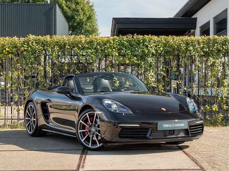Zwart Occasion 2016 Porsche 718 Boxster Cabriolet | € 63.950 (Eerlijke prijs) - Afbeelding 1/4