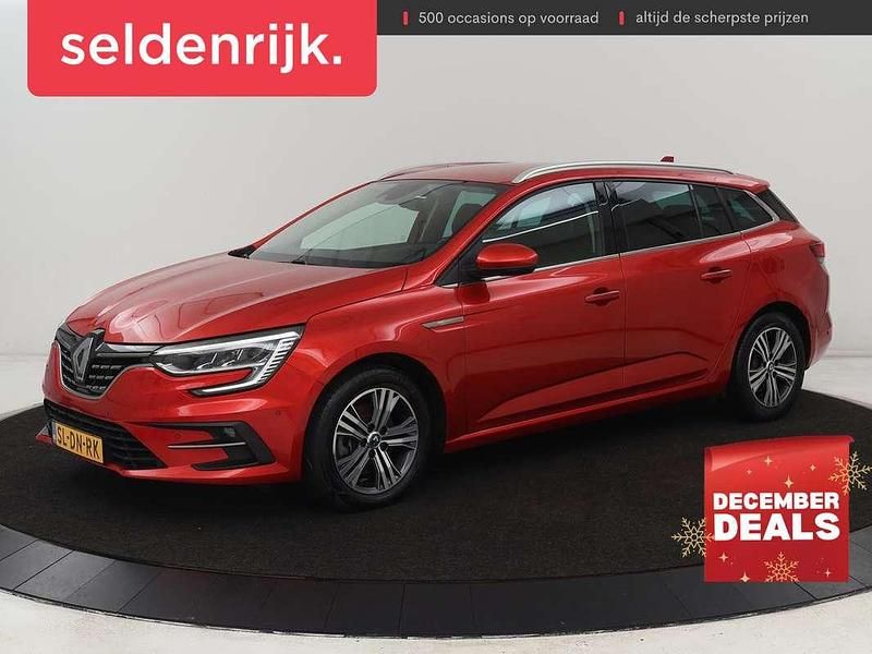 Rood Gebruikt 2022 Renault Megane E-Tech Stationwagen | € 12.400 (Goede deal) - Afbeelding 1/4