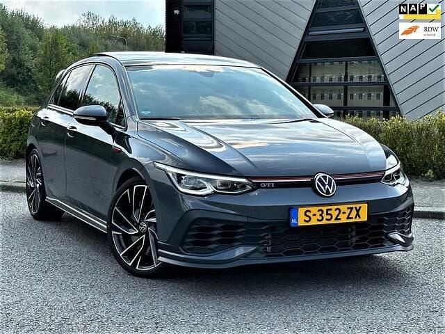 Grijs Gebruikt 2021 VW Golf VIII GTI Hatchback | € 29.950 (Super prijs) - Afbeelding 1/4