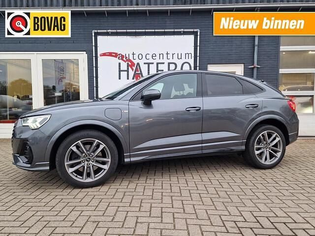 Grijs Gebruikt 2022 Audi Q3 S-Line SUV | € 42.450 (Duur) - Afbeelding 1/4