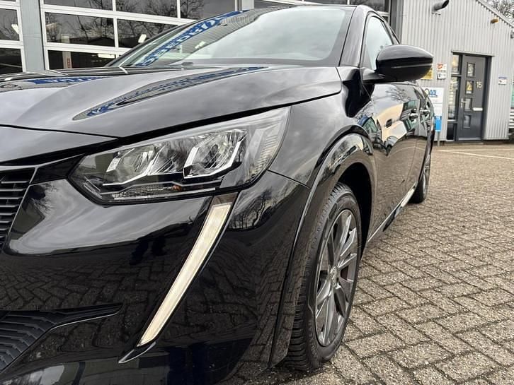 Occasion Peugeot e-208 Allure 100 kW (136 PK) 2021 Hatchback