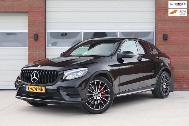 Zwart Gebruikt 2018 Mercedes GLC250 Premium Plus Coupé | € 33.895 (Goede deal) - Afbeelding 1/4