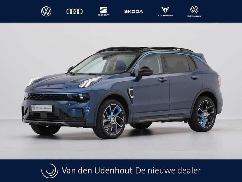 Blauw, metallic lak Gebruikt 2022 Lynk & Co 01 SUV | € 26.540 (Eerlijke prijs) - Afbeelding 1/4