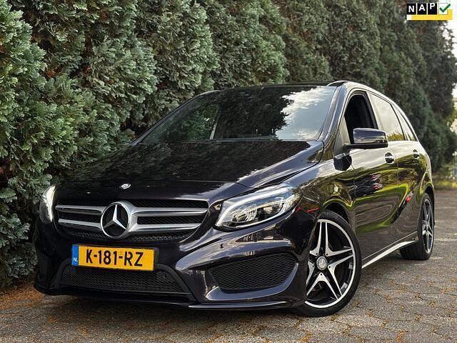 Paars Gebruikt 2015 Mercedes B220 Prestige MPV | € 18.500 (Iets duurder) - Afbeelding 1/4