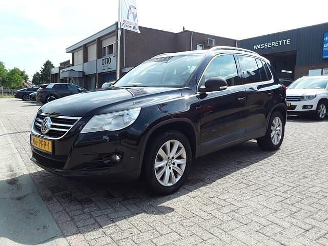 Zwart Gebruikt 2011 VW Tiguan Sport SUV | € 8.950 (Eerlijke prijs) - Afbeelding 1/4