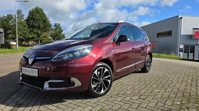 Rood Gebruikt 2016 Renault Grand Scénic IV Bose Edition MPV | € 7.950 (Goede deal) - Afbeelding 1/4