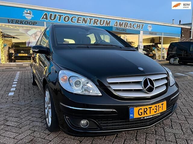 Zwart Gebruikt 2006 Mercedes B170 MPV | € 4.450 (Eerlijke prijs) - Afbeelding 1/4