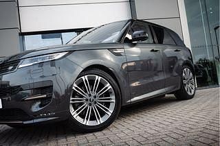 Occasion Land Rover Range Rover Sport Autobiography 510 PK (375 kW) 2023 Carpathian grey (grijs metallic)beige SUV