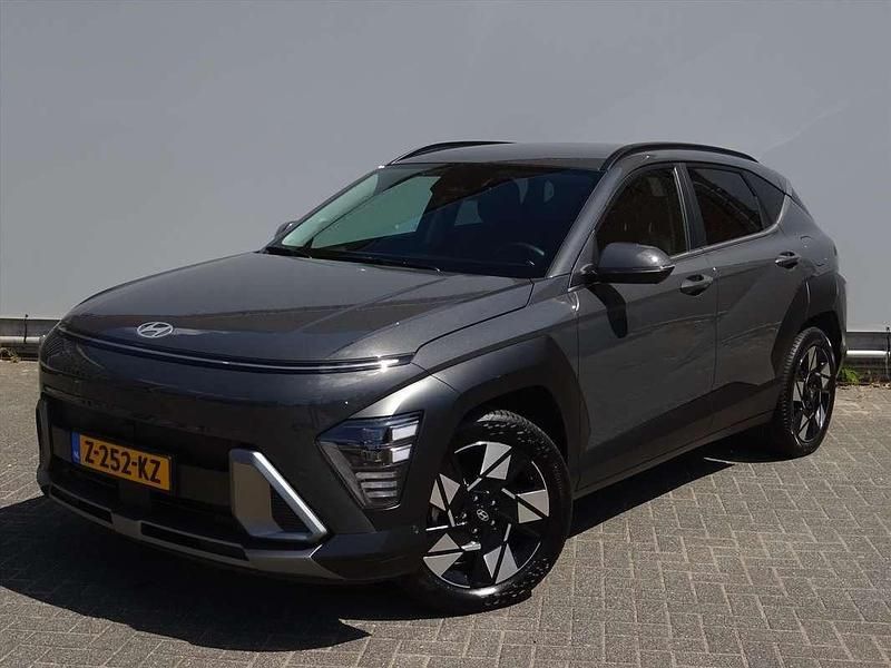 Grijs Gebruikt 2024 Hyundai Kona Premium SUV | € 33.440 (Duur) - Afbeelding 1/4