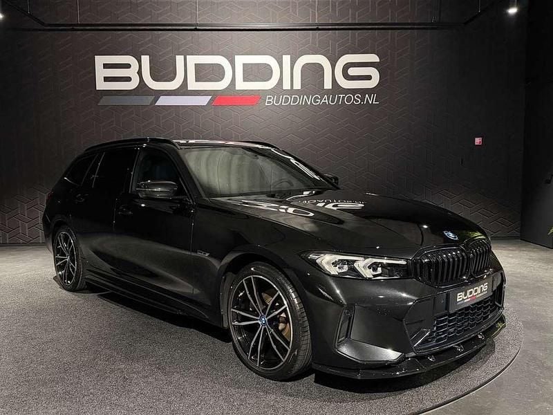 Occasion BMW 320e M Sport 2022 Zwart (metallic) Stationwagen