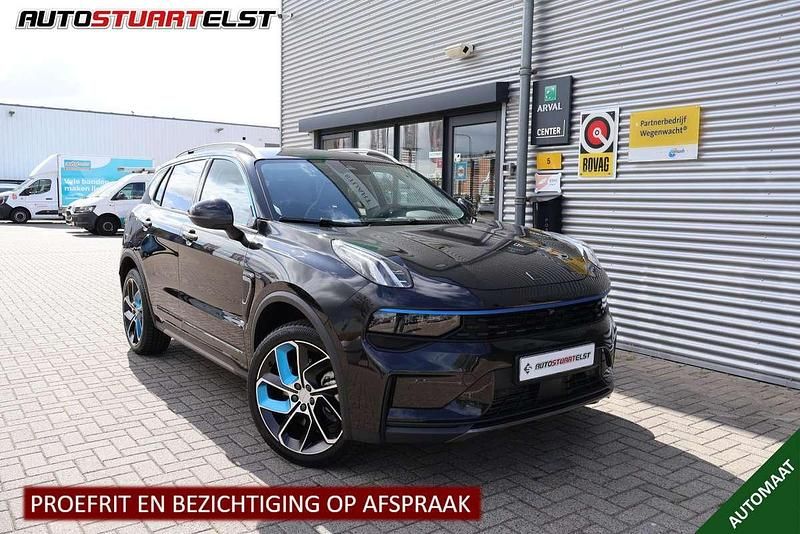 Zwart, metallic lak Gebruikt 2023 Lynk & Co 01 SUV | € 27.750 (Eerlijke prijs) - Afbeelding 1/4
