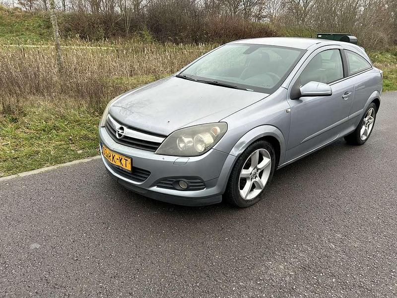 Occasion Opel Astra Sport 101 PK (74 kW) 2005 Coupé